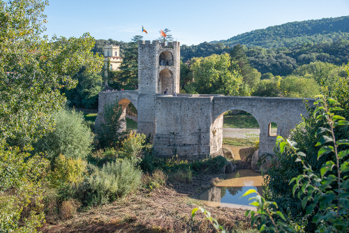 besalu